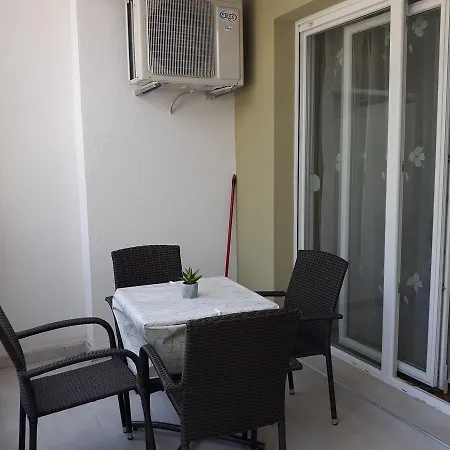 Apartman Mirjana 公寓 *